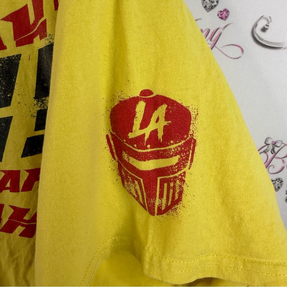 WWE T-shirt wrestle fighting yeah graphic red black Yellow Authentic T-Shirt - Picture 4 of 10